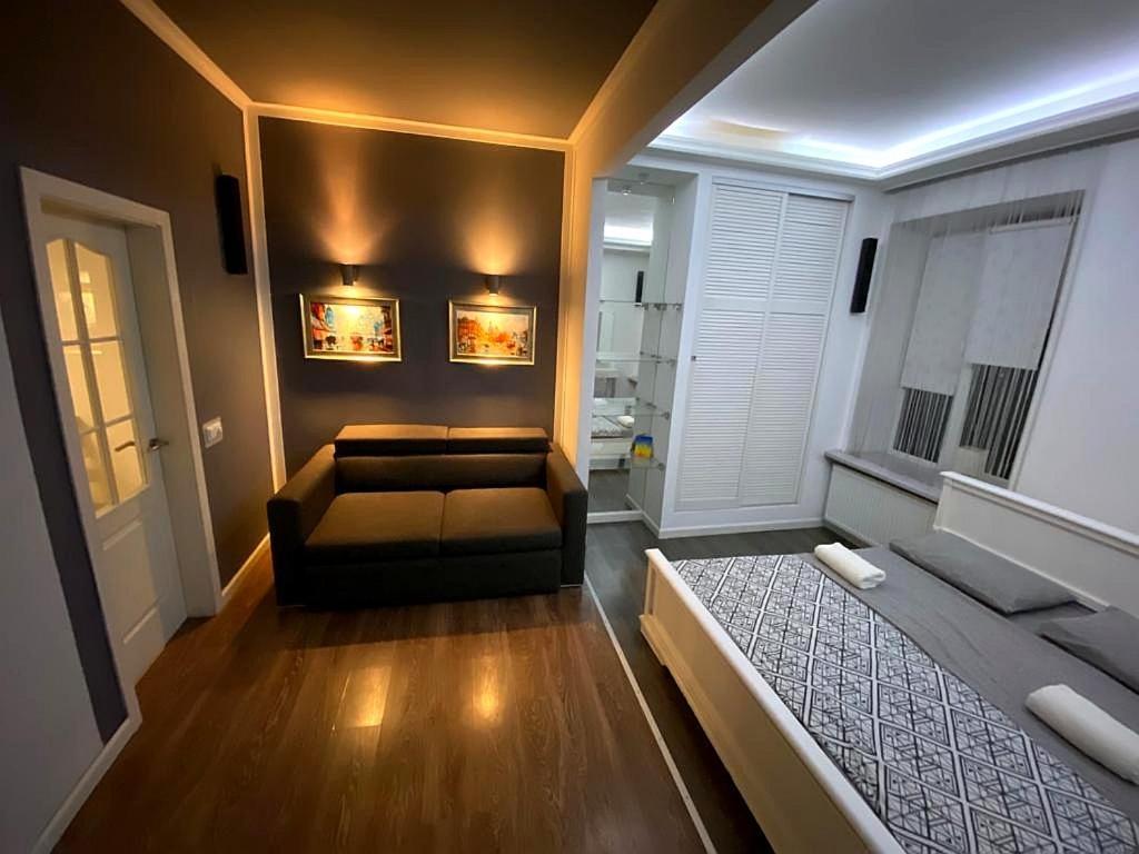 Apartment сам центр! вул фурманська 3